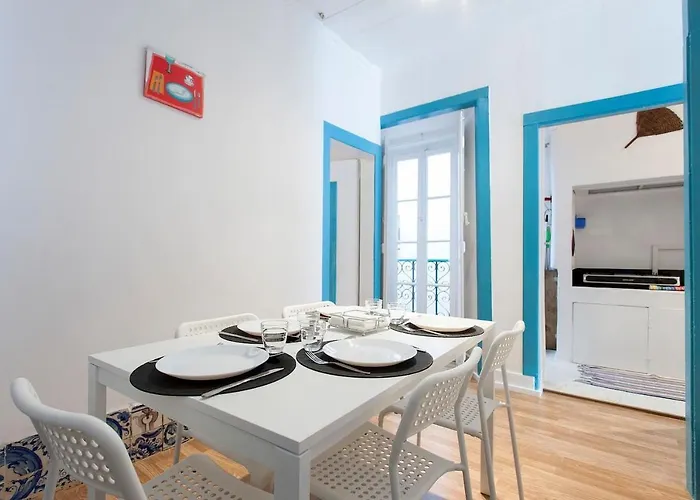 アパート Very Typical House *