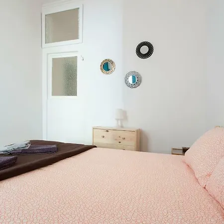 아파트 Very Typical House